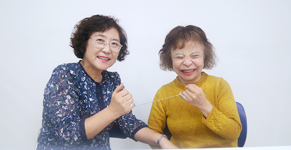 장애인활동지원서비스로 다시 만나게 된 선생님과 제자, 그 따뜻한 이야기를 소개합니다.