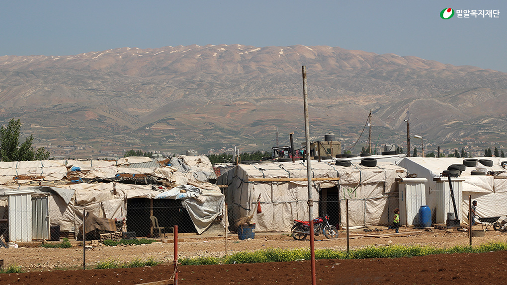 레바논 시리아 난민촌(1).jpg