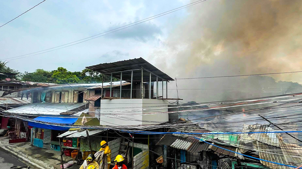 필리핀 마닐라 사깅안 화재 현장.jpg
