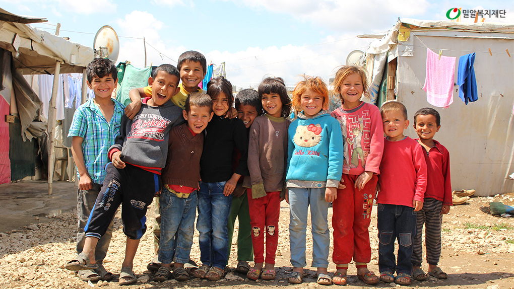 시리아 난민 아동들.jpg