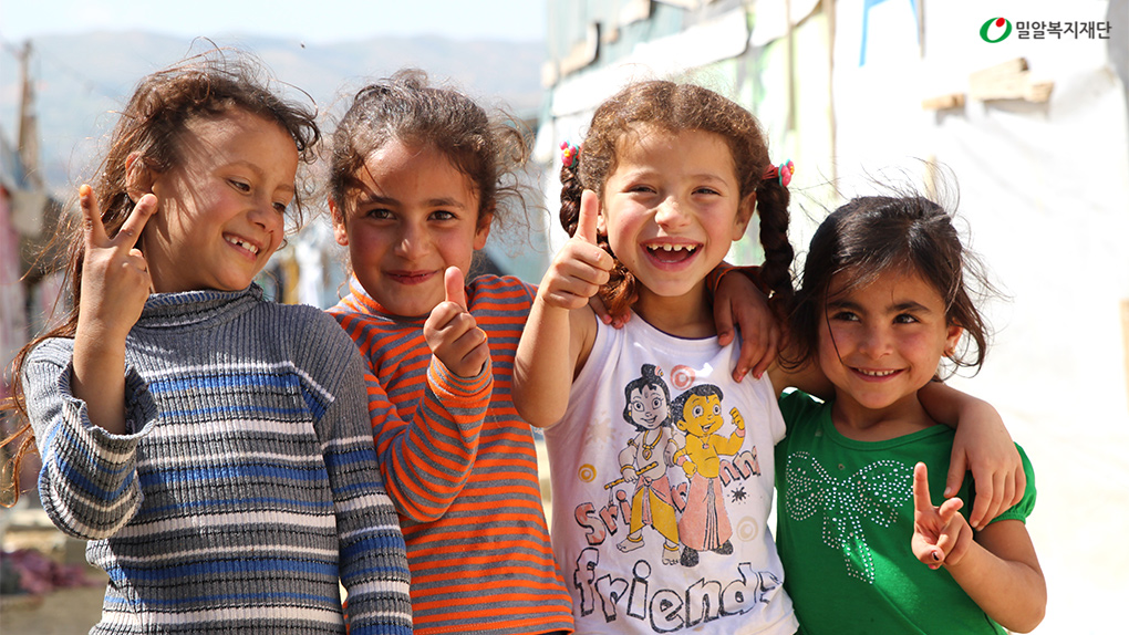 시리아 난민 아동들.jpg