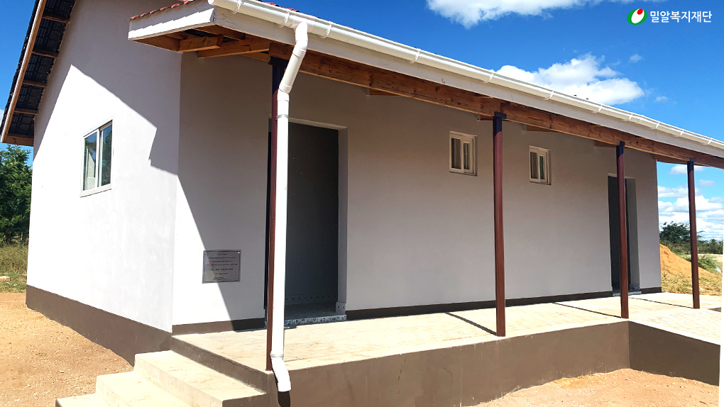 야외 화장실.jpg