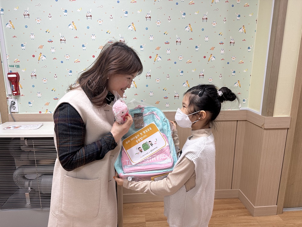 KB자산운용 책가방 지원_2.jpg