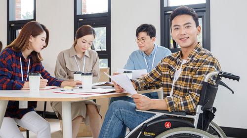 [밀알 대학생기자단] 장애인에게는 자선이 아닌 기회가 필요합니다